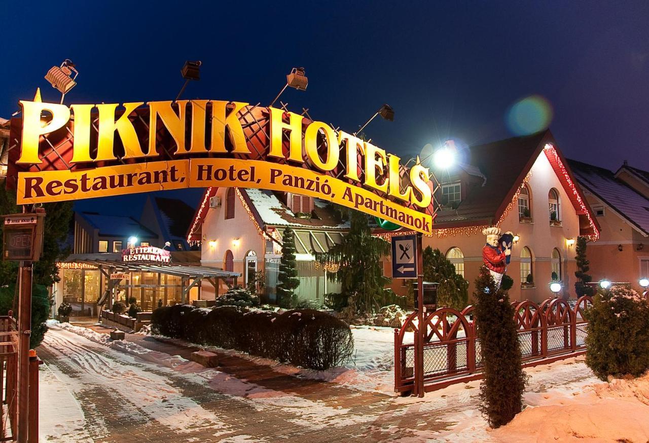 Piknik Wellness Hotel Siofok Exterior photo